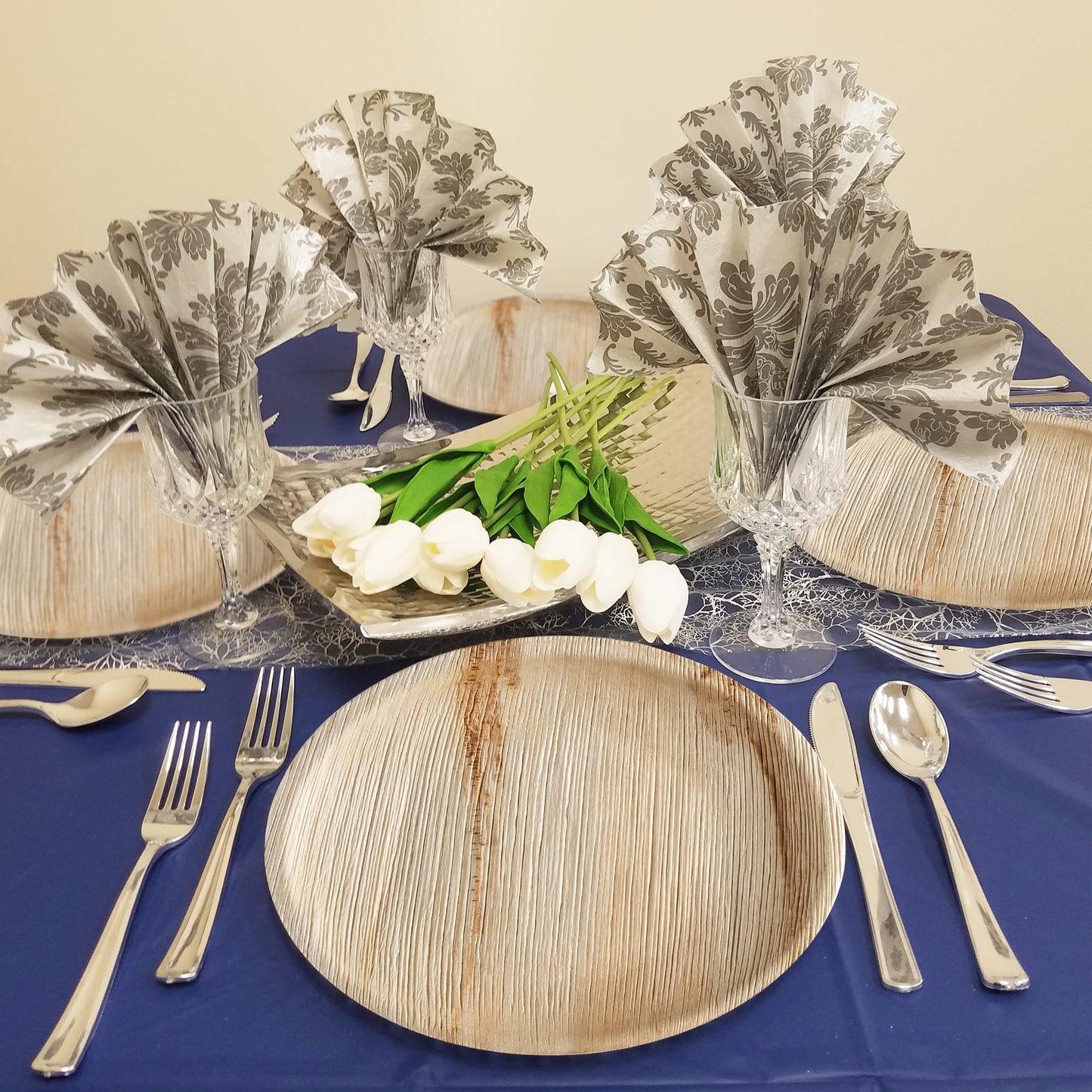 Designed for events, Round Palm Leaf Eco Friendly Disposable Buffet Plates (9") enhances food presentation with a premium yet disposable design