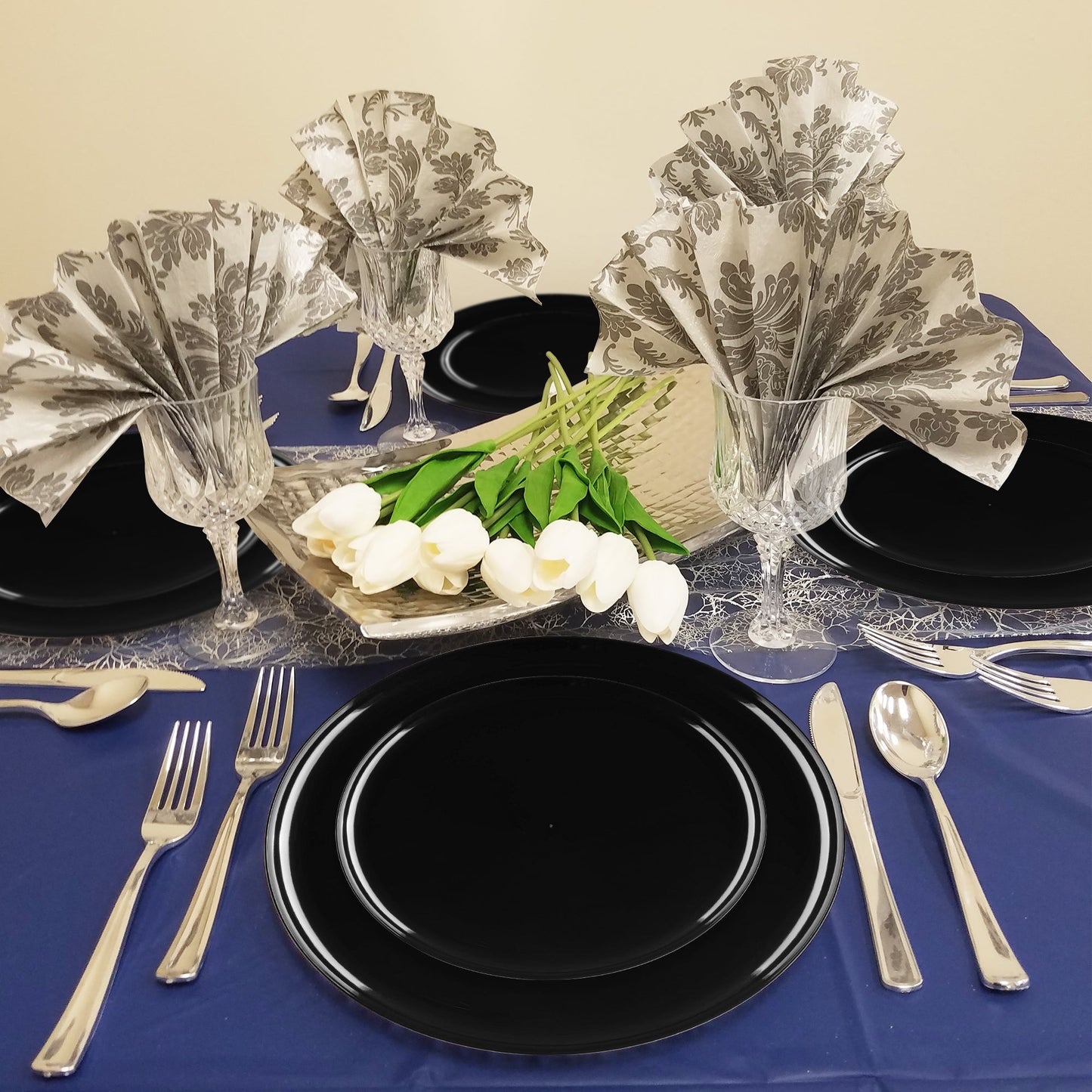Side-by-side display of 10-inch dinner plate and 9.5-inch salad plate with visible measurements for size reference