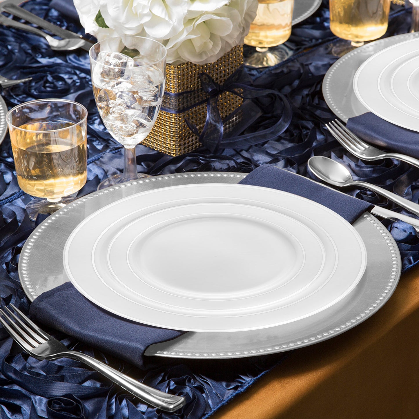 The White with Silver Edge Rim Plastic Wedding Value Set provides the right quantity and size for your gathering, offering a complete set to serve all your guests in styl