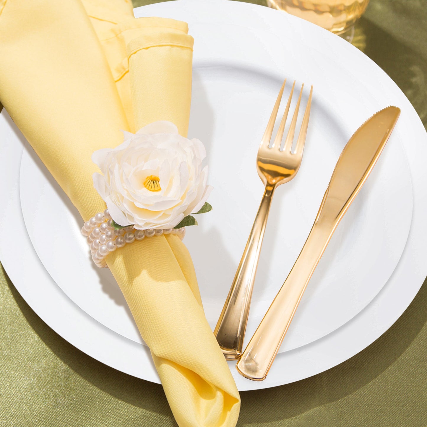 This set offers the ideal quantity for hosting both large-scale events and smaller gatherings