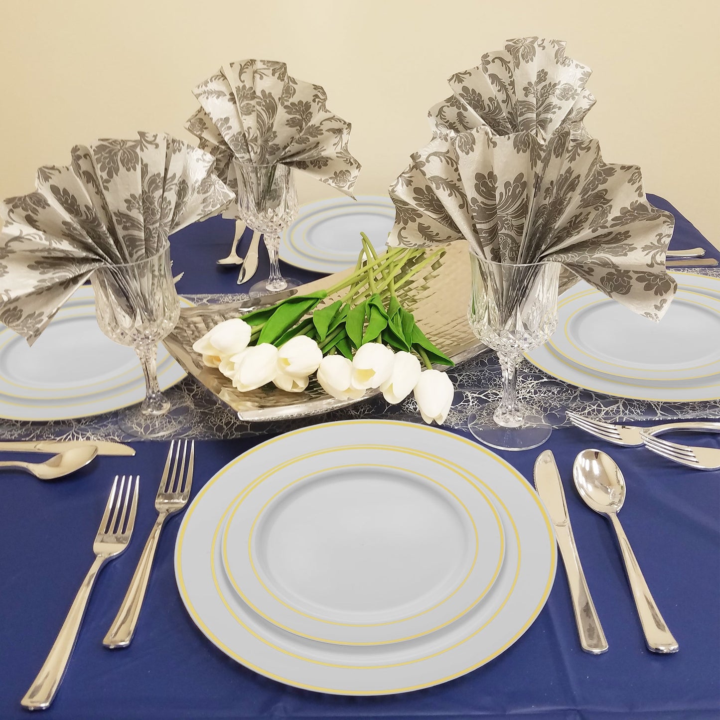 White with Gold Edge Rim Plastic Buffet Plates (9") adds a sophisticated touch to any table setting