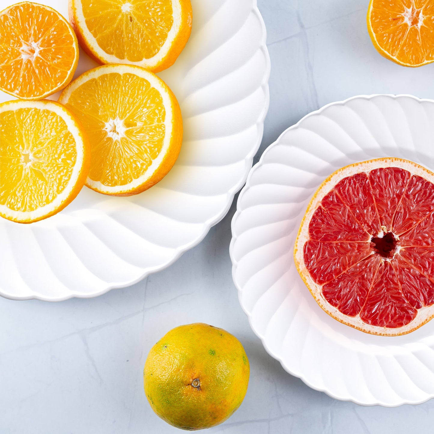 ideal White Flair Plastic Dinner Plates (10.25") for parties, receptions, and catered events