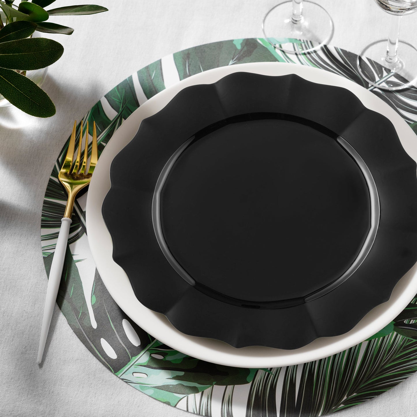 Black Lotus Dinner Plates carried steak and pasta at a stylish black-tie dinner.