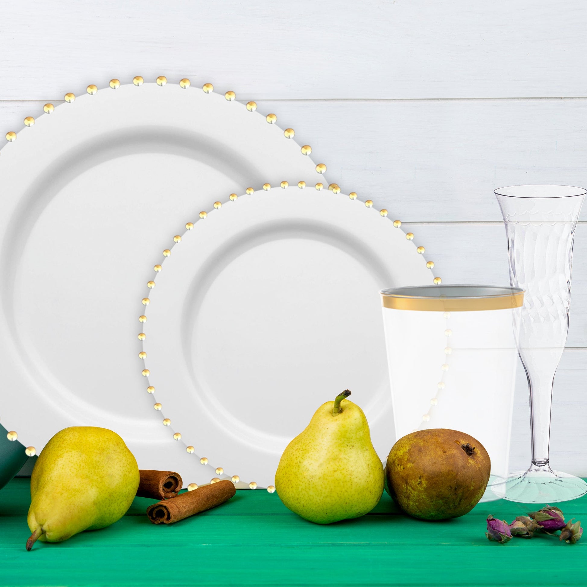 The Mamma Mia Package creates a dazzling tablescape with metallic finishes and refined, disposable dinnerware